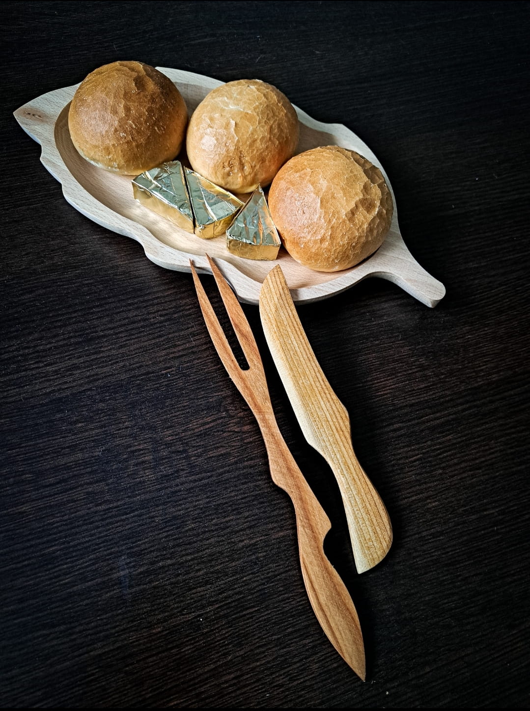 Wooden Leaf Plate Set of 6 | Decorative cake stand | Wooden tray | Serving tray | Table decoration | Ecological leaf platter