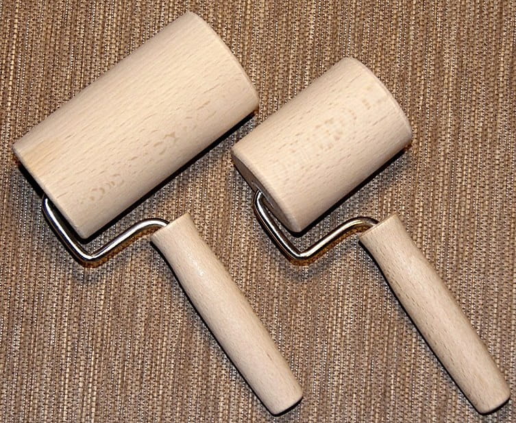 Rolling Pin Form Rotating With Handle Small | Wooden Kitchen Rolling Pin | Rotating Rolling Pin For Baking | Dough Roller | Small Home Rolling Pin