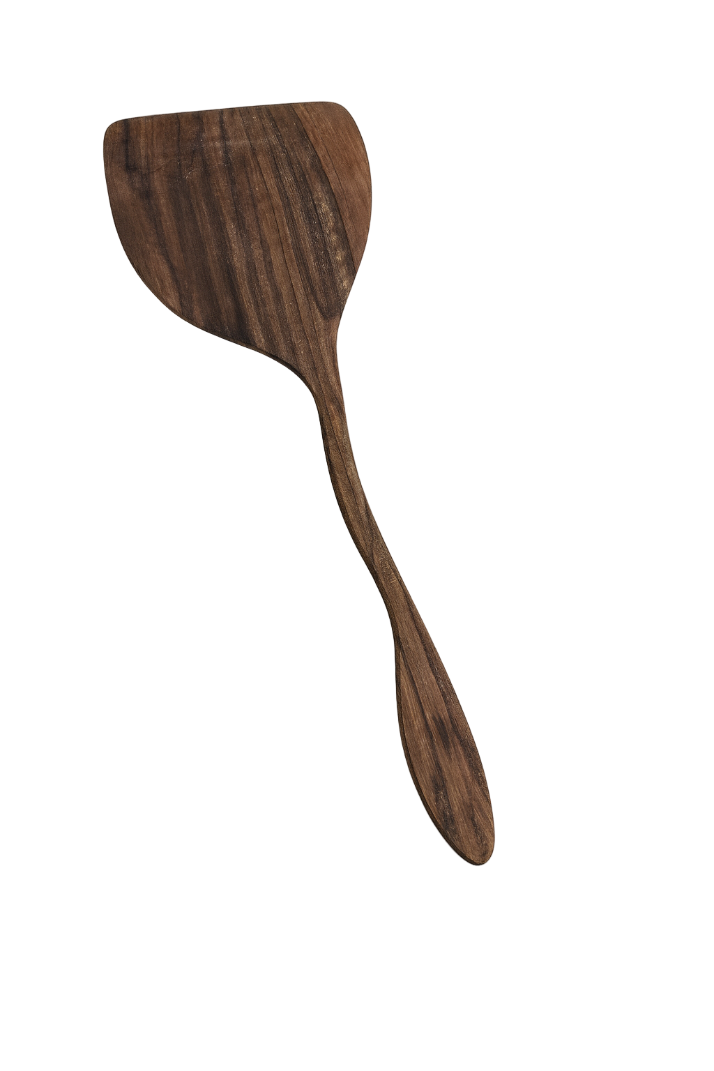 Drewniana łopatka kuchenna wykonana z ciemnego drewna orzechowego, o lekko zakrzywionym kształcie i gładko wykończonej powierzchni. Leży na białym tle, wyraźnie widoczne naturalne usłojenie i detale rzemieślniczego wykonania.