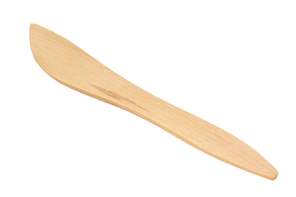 Drewniany nóż do masła i smalcu – 18 cm, wykonany z naturalnego drewna bukowego, lekko zaokrąglony, idealny do smarowania pieczywa.