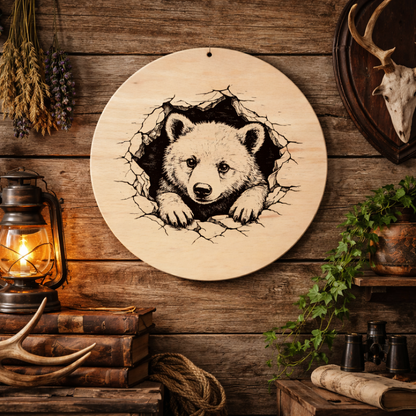 Deska drewniana z grawerem niedźwiedzia zawieszona na ścianie – rustykalna dekoracja myśliwska z naturalnego drewna bukowego